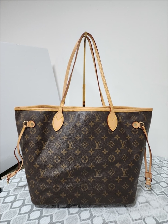 Louis Vuitton Handbags - Louis Vuitton Monogram Canvas Tote with Natural Trim